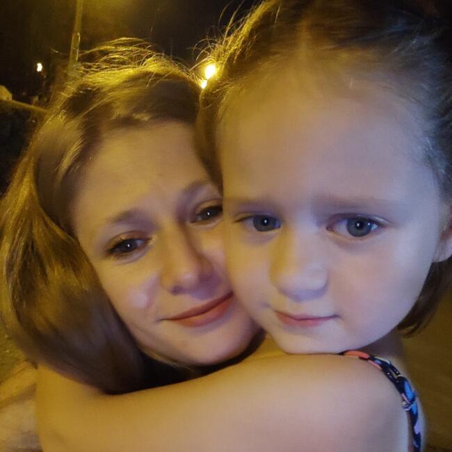 Babysitter in Tulcea: Elena