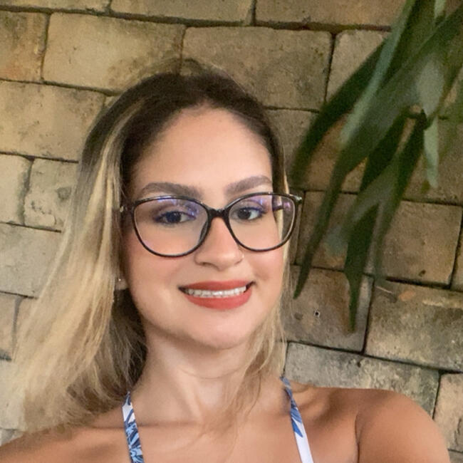 Babysitter in Uberlândia: Paloma