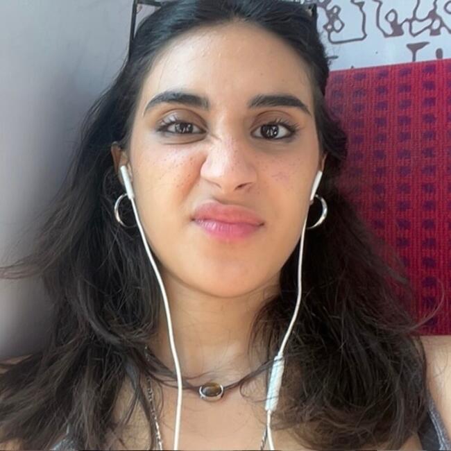 Babysitter in Boulogne-Billancourt: Sabah