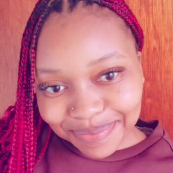 Babysitter Roodepoort: Mildred