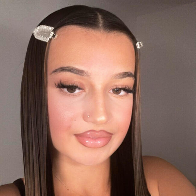 Babysitter in Bürglen: Luana