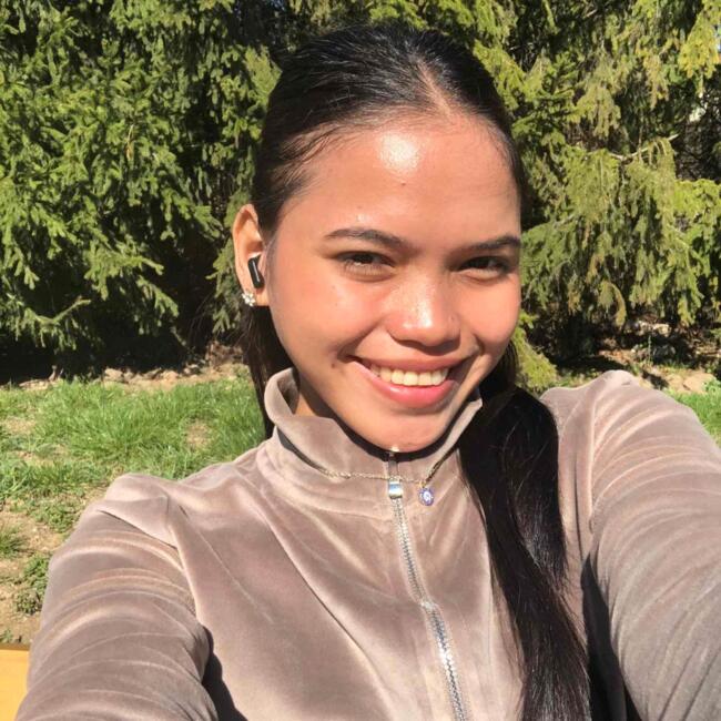 Niñera en Kaunas: Jenelyn
