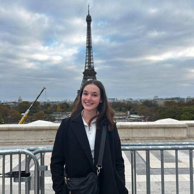 Babysitter in Solna: Brooke