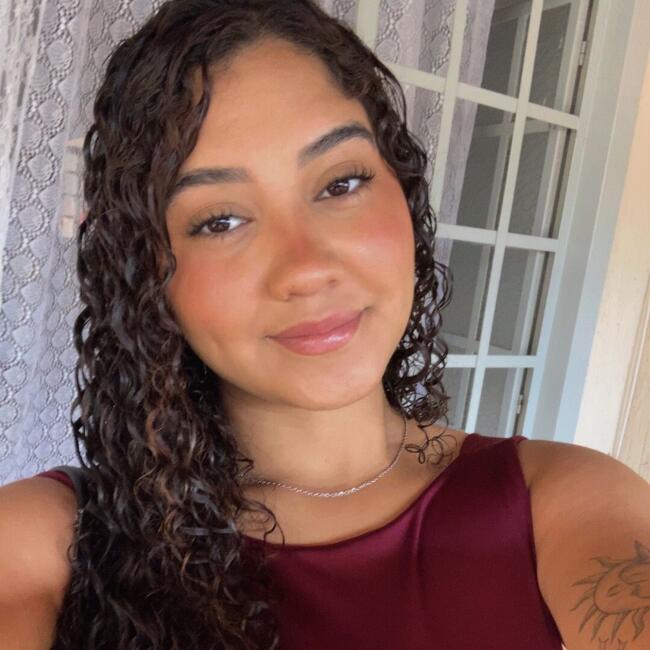 Babá em Brasília: Bruna