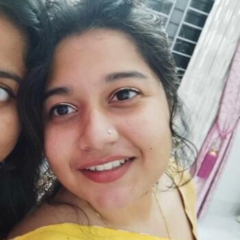 Babysitter in London: Meem