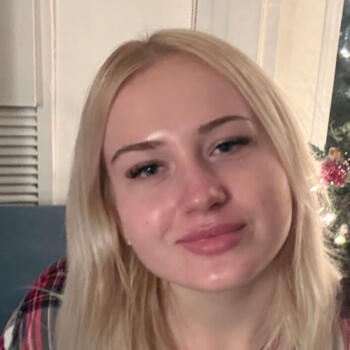 Baby-sitter in Toronto: Hanna