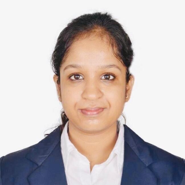 बंगलौर में बेबीसिटर: Vidhi