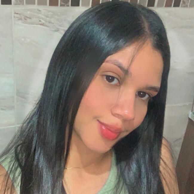 Babysitter in Caracas: Natalia