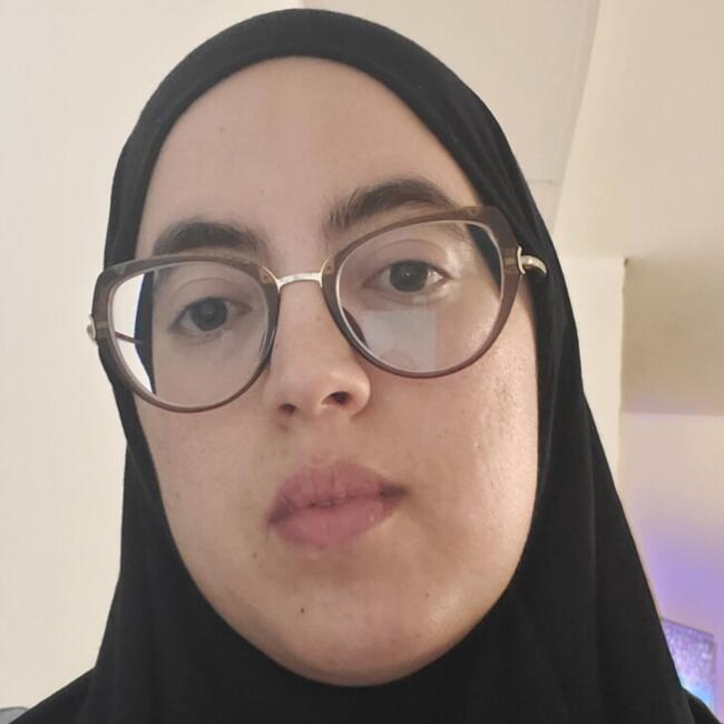 Babysitter in Argenteuil: Aya