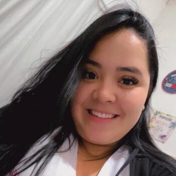 Babá em São José dos Pinhais: Larissa