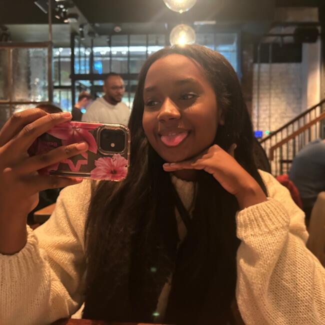 Babysitter in Leeds: Nadia