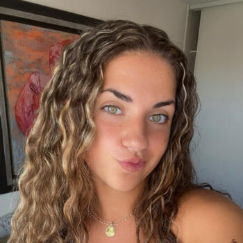 Baby-sitter Peymeinade: Julie