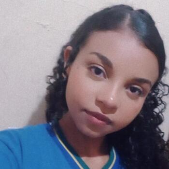 Babá em Rondonópolis: Maria
