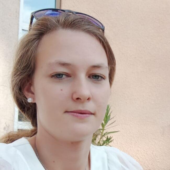 Babysitter in Treize-Septiers: Gladys