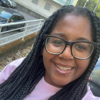Babysitter in Lisbon: Deisy