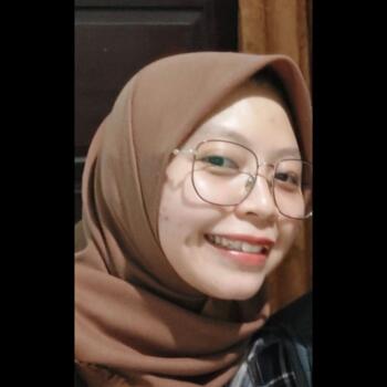 Babysitting job in Jakarta: babysitting job Bhea
