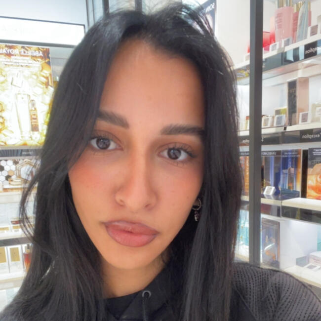 Babysitter in Clermont-Ferrand: Aya