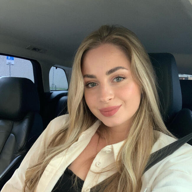 Babysitting job in Villa La Angostura: Ana