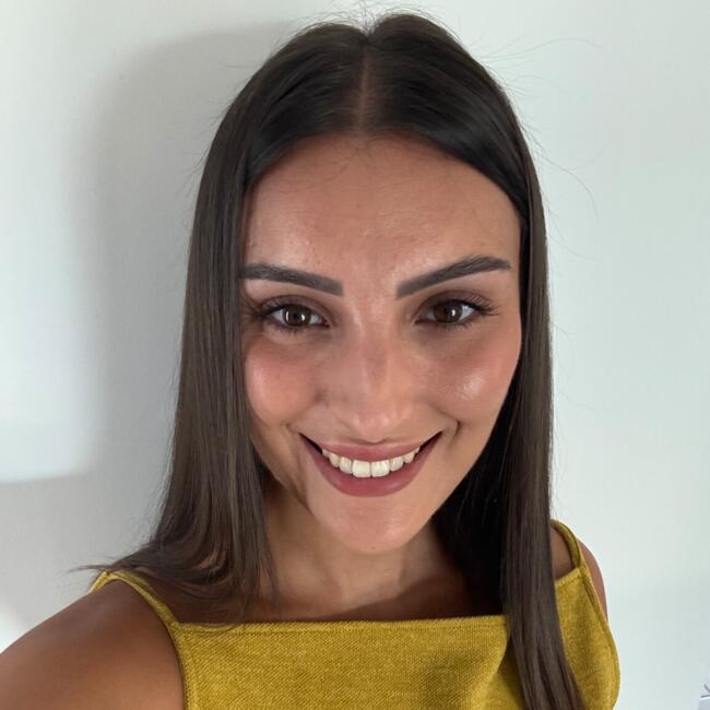 Babysitter in Chalon-sur-Saône: Zoe