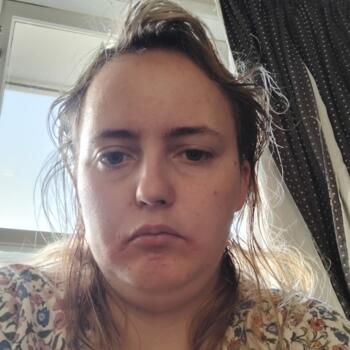 Babysitter in Hokitika: Katelyn