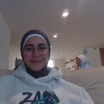 Babysitting job in Amman: babysitting job Bayan