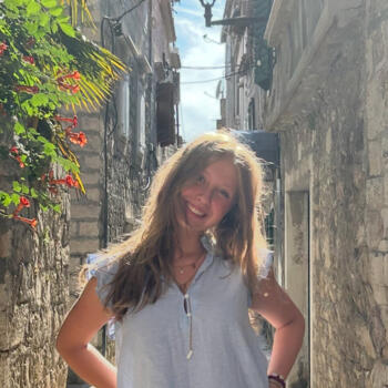 Babysitter Köln: Stella