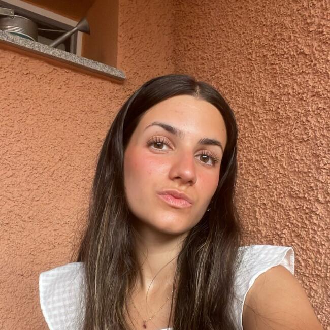 Babysitter in Madrid: María