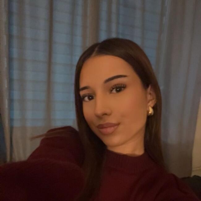 Babysitter in Düsseldorf: Alicia