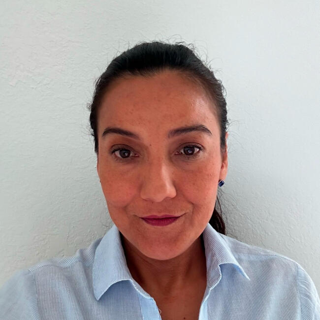 Babysitter in Orlando: Roxana