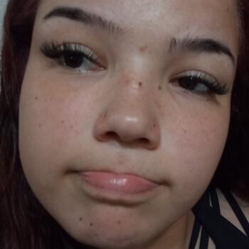 Babysitter Itajaí: Paola